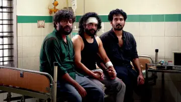 Задник до фильму"ആര്‍ഡിഎക്സ്: റോബര്‍ട്ട് ഡോണി സേവ്യര്‍" #317291