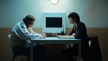 Задник до фильму"Première affaire" #438073