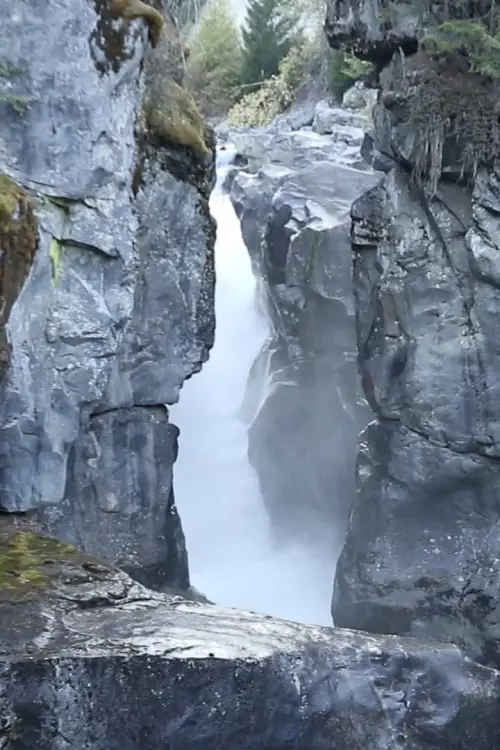 Постер до фільму "River Simple"