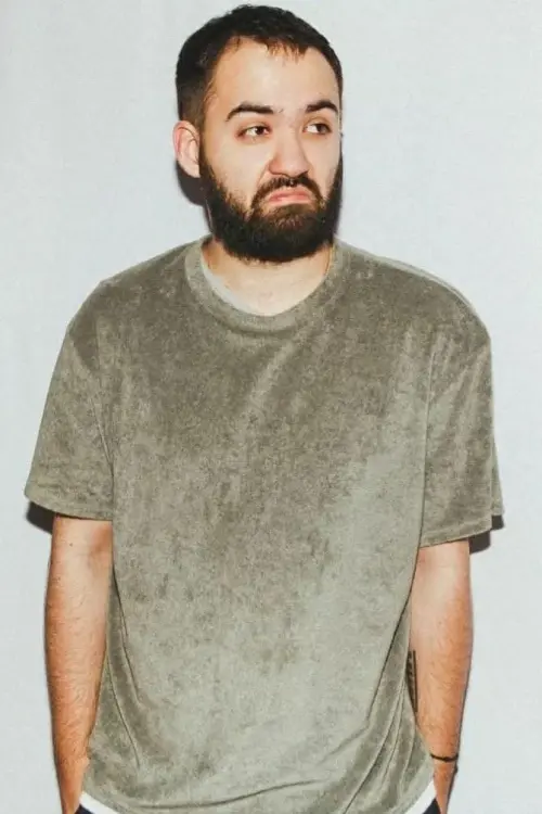 Постер до фільму "Гарик Оганисян: Жизнь - худший драматург"