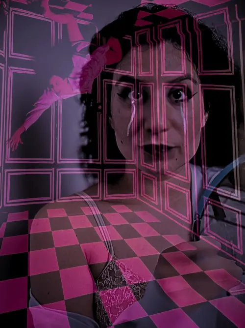 Постер до фільму "Laura and the room"