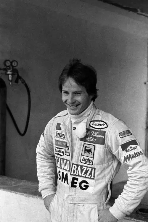 Постер до фільму "Gilles Villeneuve : à toute vitesse"