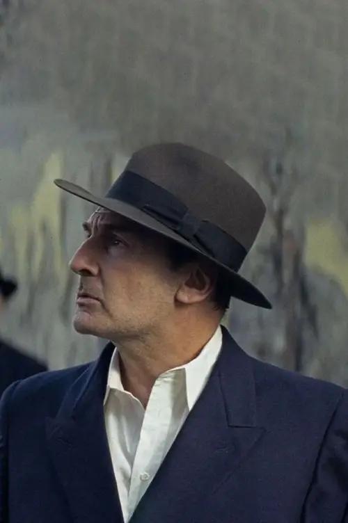 Постер до фільму "Moulin"