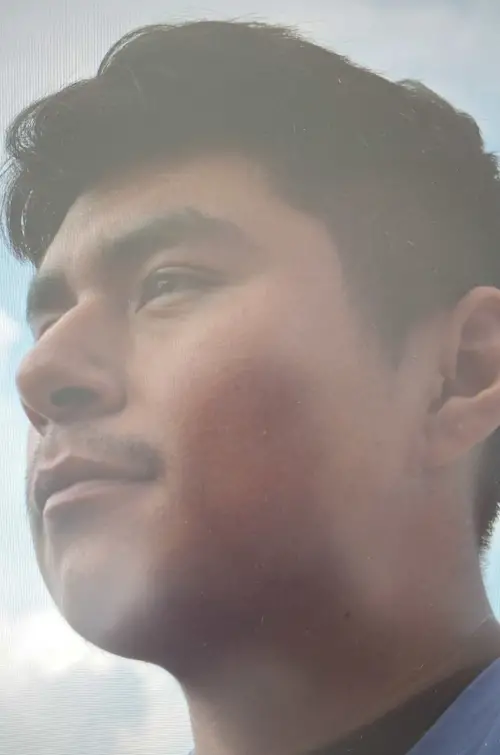 Постер до фільму "Source Sauce Convinces Alex He Can