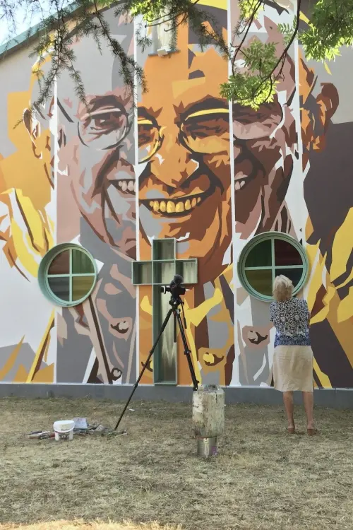 Постер до фільму "In Viaggio: The Travels of Pope Francis"