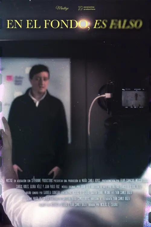 Постер до фільму "En el Fondo, es Falso"