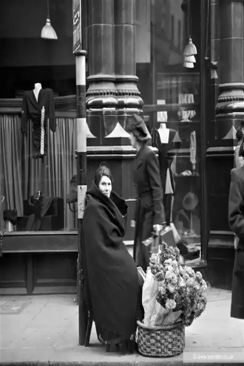 Постер до фільму "The Women Flower Sellers of Grafton Street"