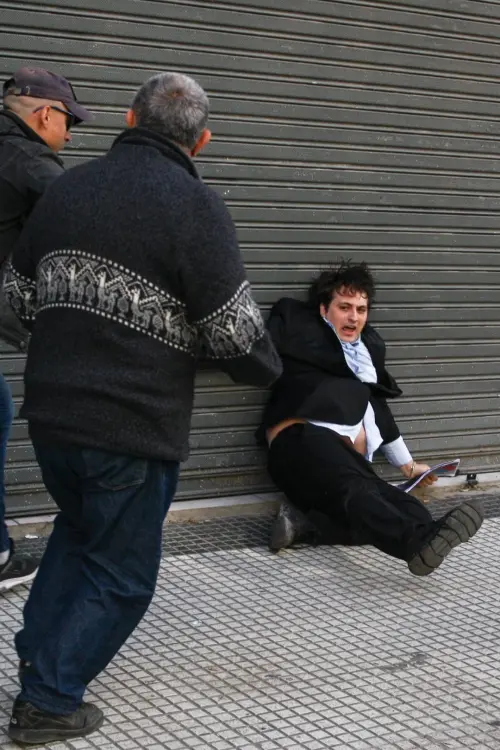 Постер до фільму "fran fijap running from leftists into a pizza shop"