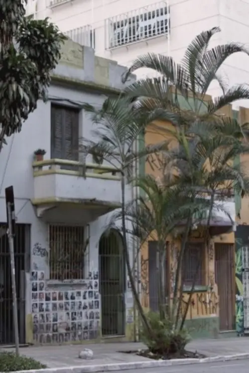 Постер до фільму "Fachadas e Memórias"