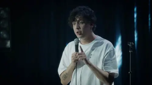 Відео до фільму Lucas Espinoza: Live. At Blondie's! | En vivo. En la Blondie! (Especial de comedia 2026) / Lucas Espinoza