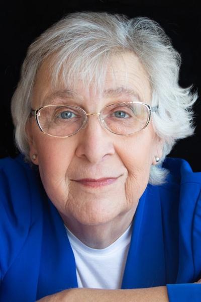 Фото  (Julia Scotti)