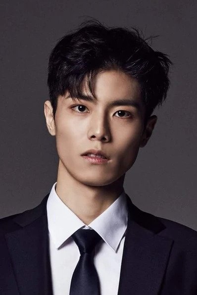 Фото  (Lee Jae-hyeong)