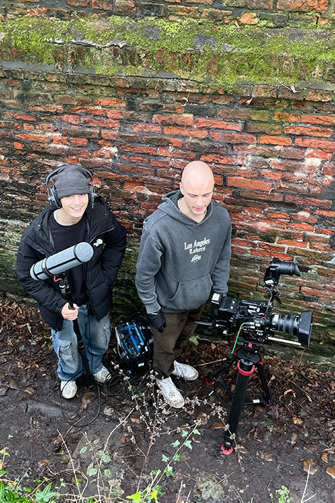 Фото  (Benjamin Liang)