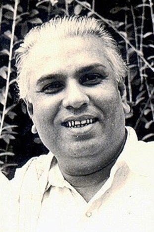 Фото  (M. G. Chakrapani)