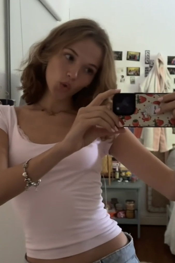 Фото  (Milly Worthington)