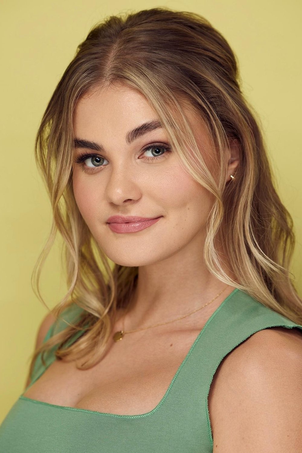 Фото  (Logan Kelly)