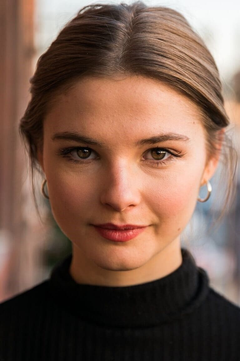 Фото Стефані Скотт (Stefanie Scott)