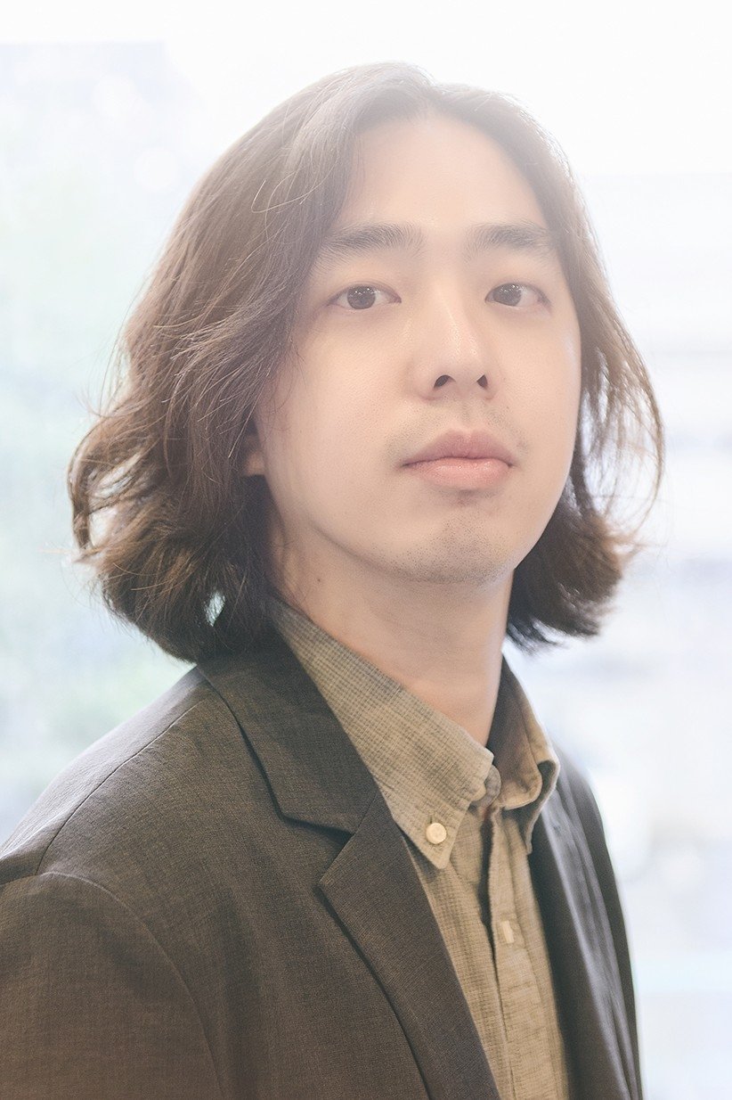Фото  (Lee Jung-gon)