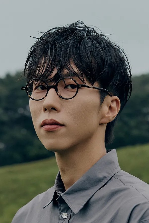 Фото  (Shin Jae-pyung)