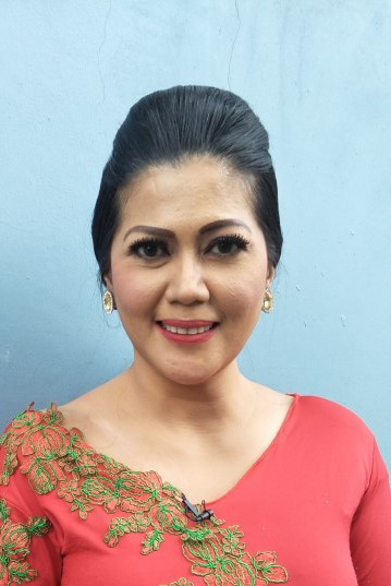 Фото  (Helsi Herlinda)