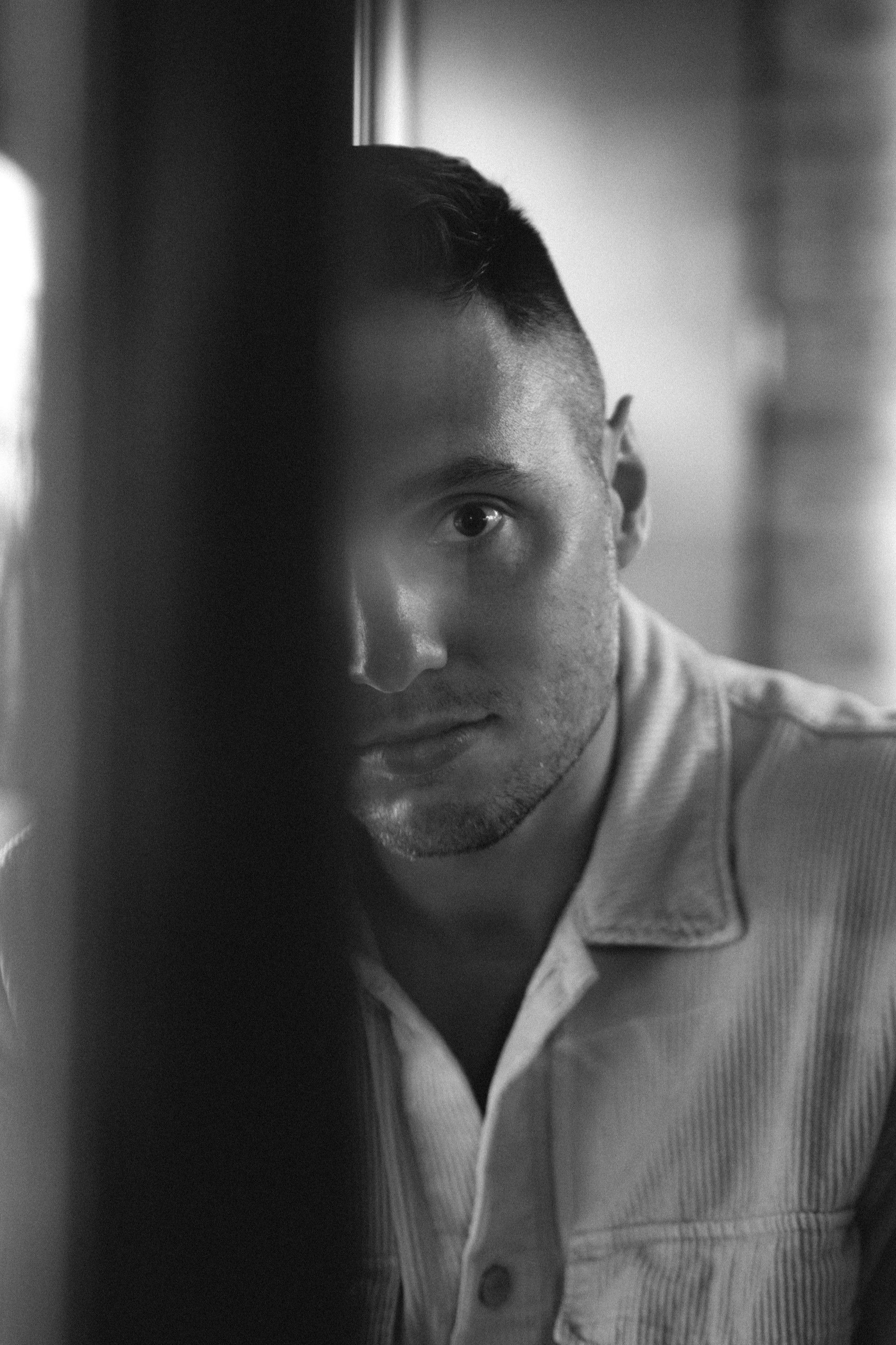 Фото  (Manny Gumina)