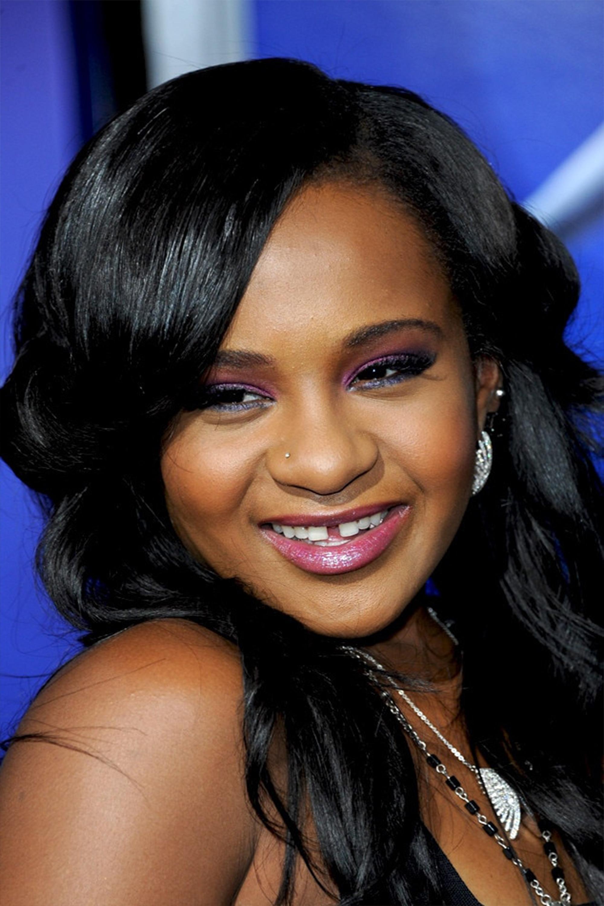Фото  (Bobbi Kristina Brown)