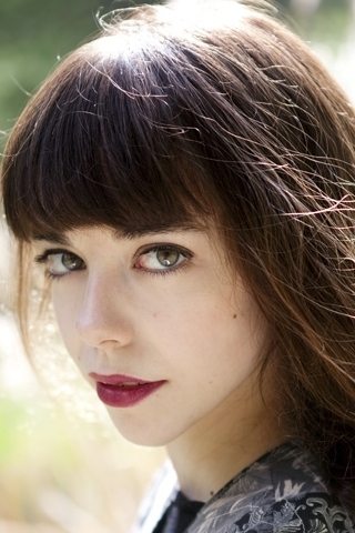 Фото  (Lisa Brand)