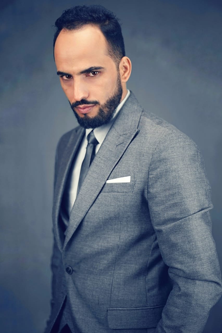 Фото  (Youssef Tounzi)