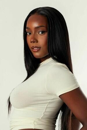 Фото  (LaShay Harvey)