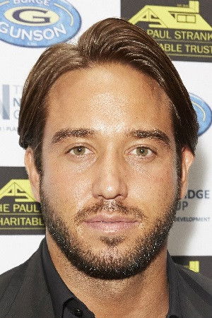 Фото  (James Lock)