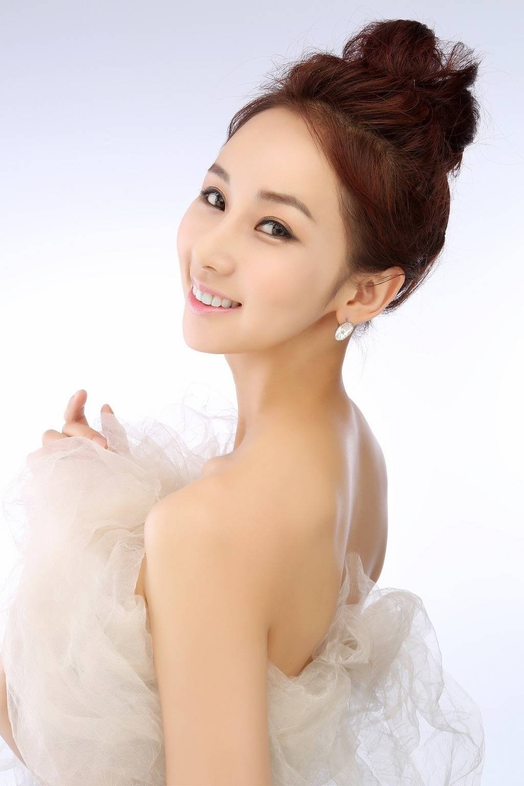 Фото  (Yoon Ah Min)
