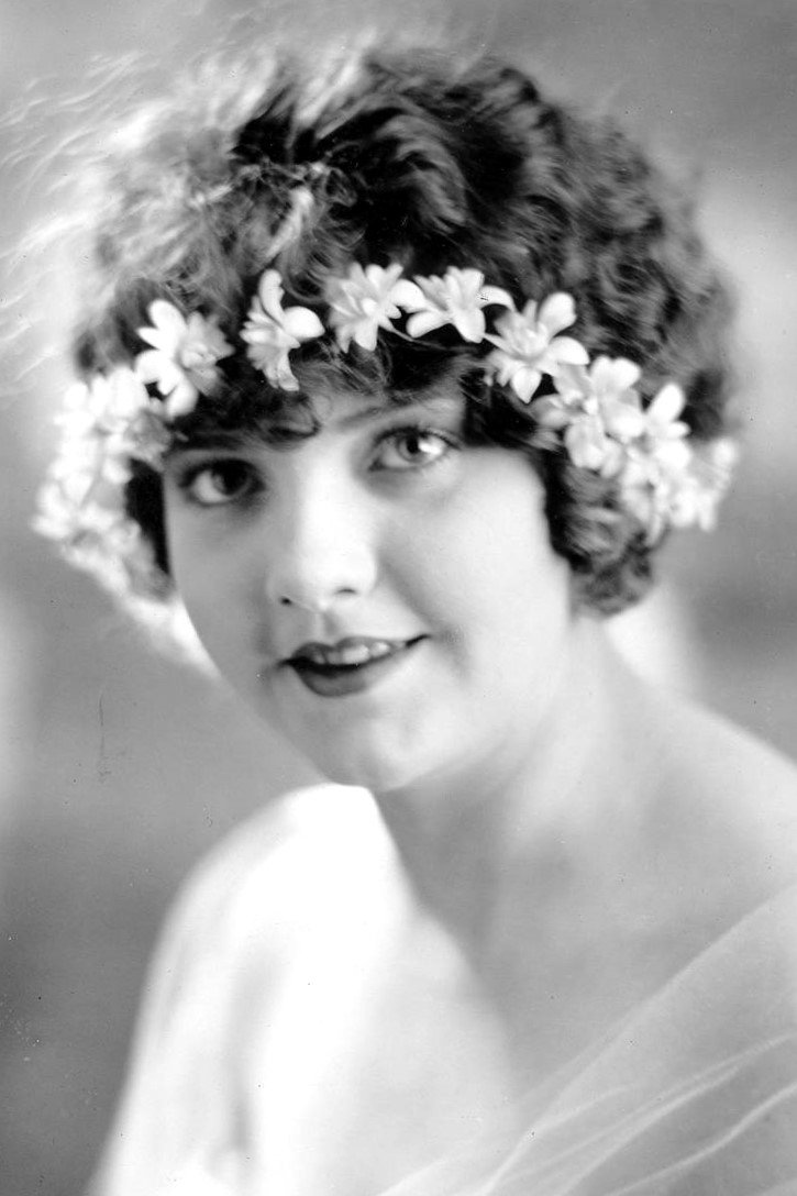 Фото  (Mildred June)