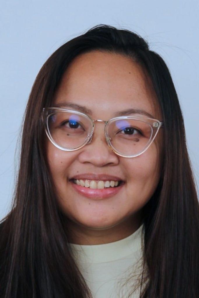Фото  (Joy Aquino)