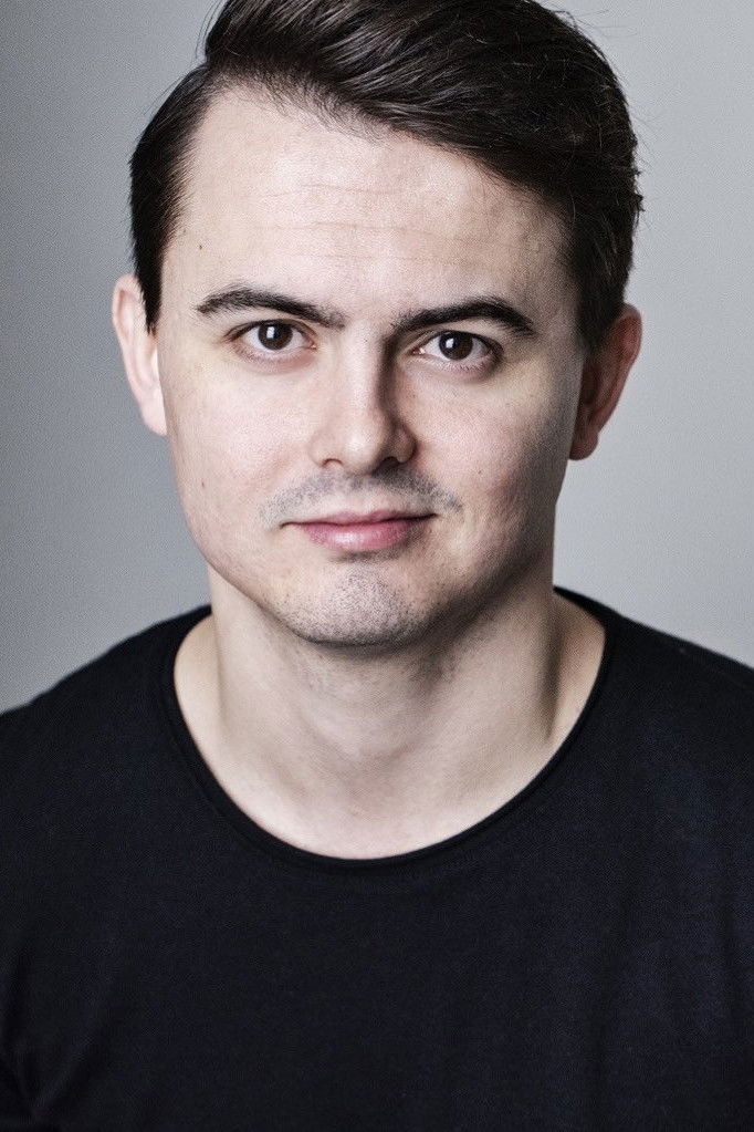 Фото  (Luke Street)