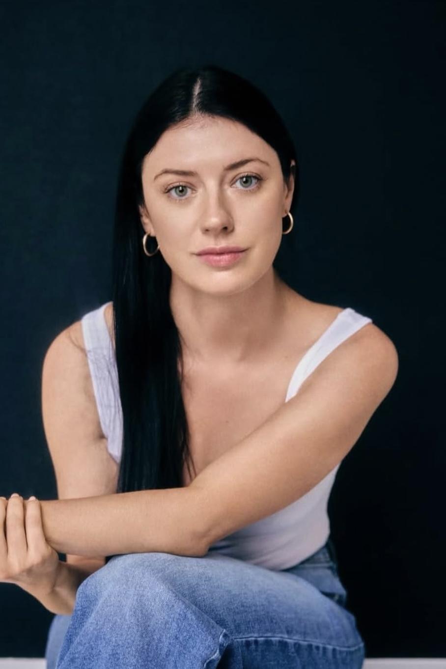 Фото  (Emma Eliza Regan)