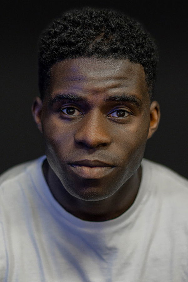 Фото  (Kenneth Omole)