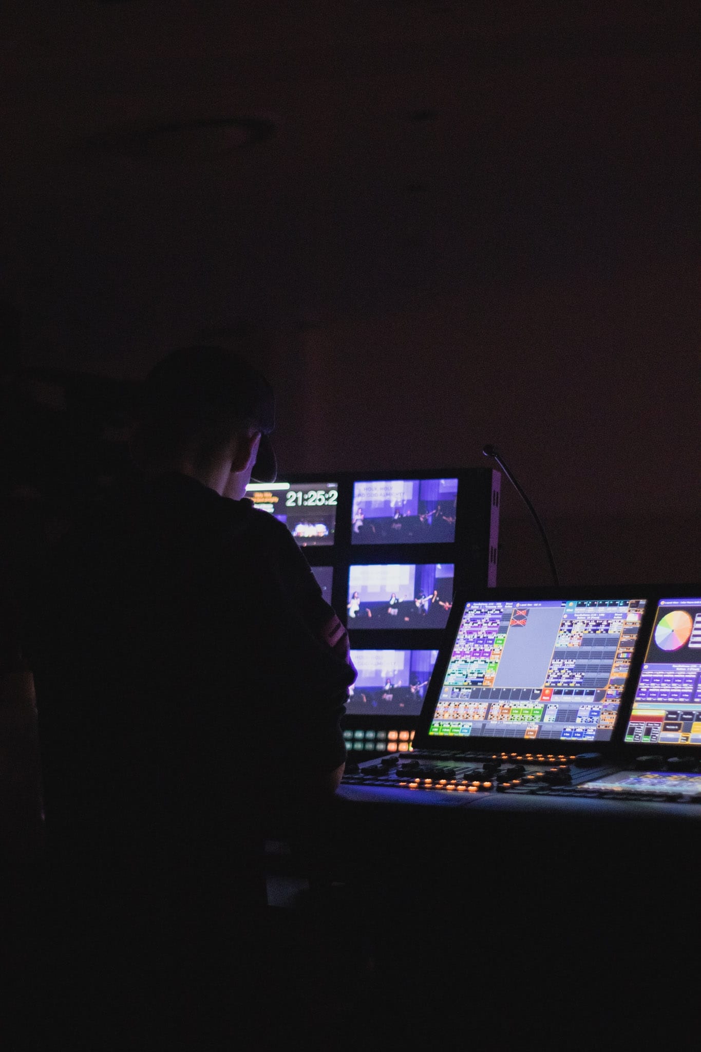 Фото  (Daniel Broomhead)