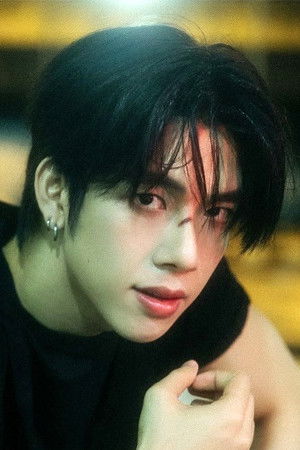 Фото  (Thanatsaran Samthonglai)