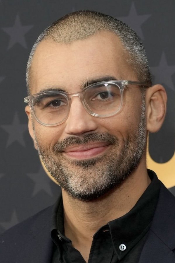 Фото  (Andrew DeYoung)