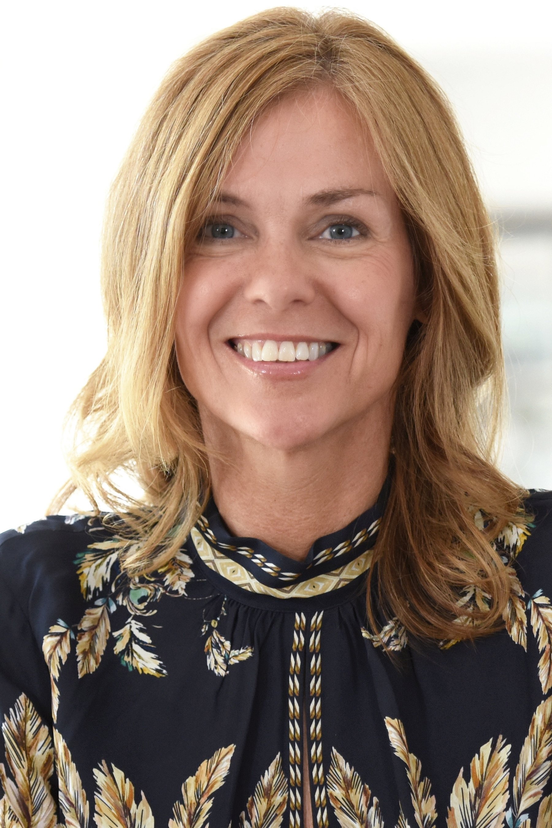 Фото  (Adele Parks)