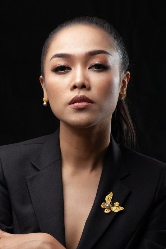 Фото  (Vilouna Phetmany)