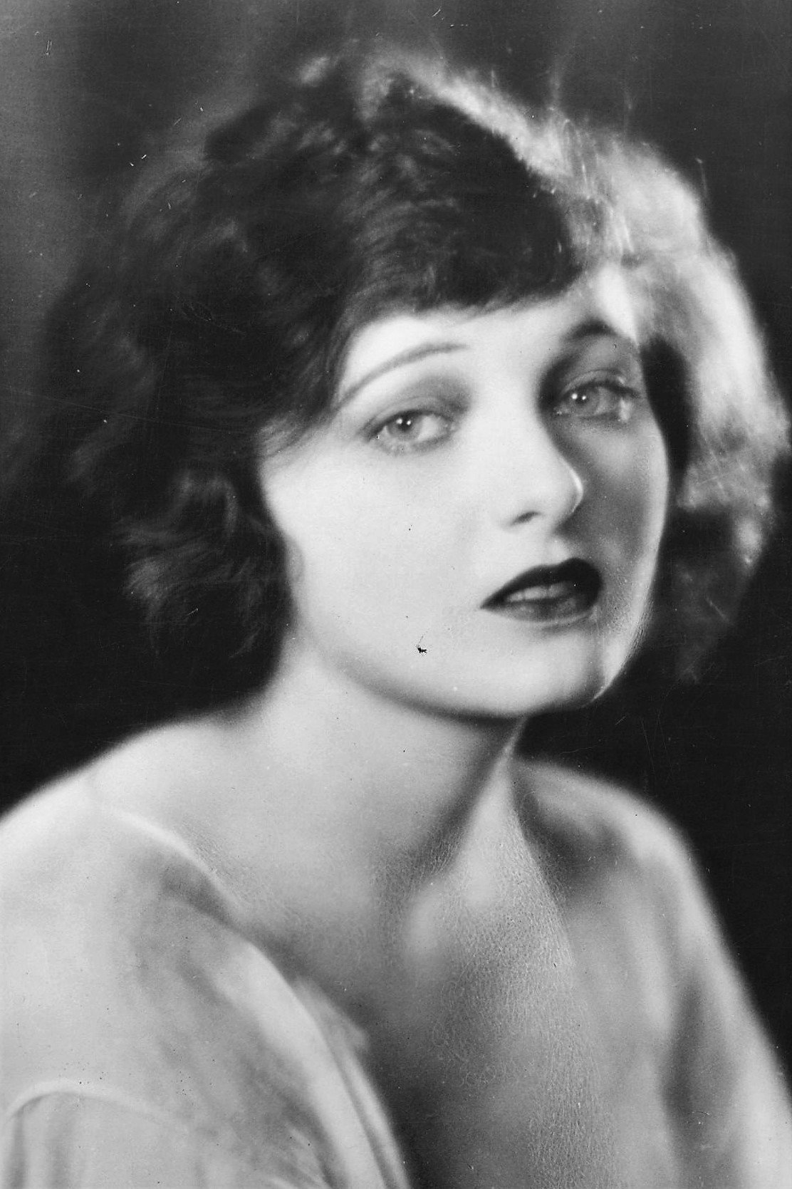 Фото  (Corinne Griffith)