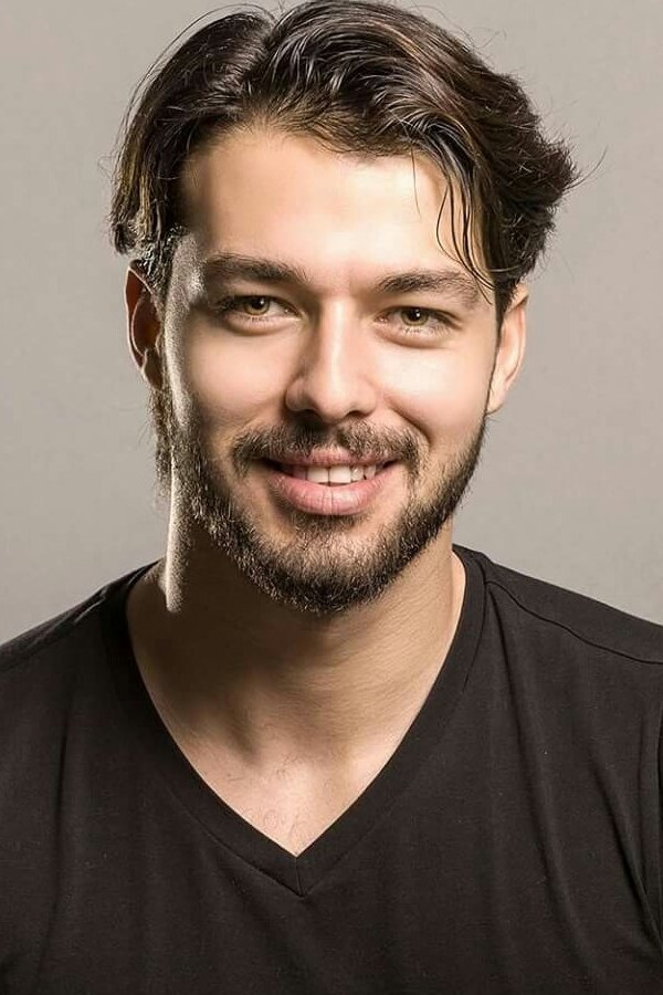 Фото  (Hilmi Cem İntepe)