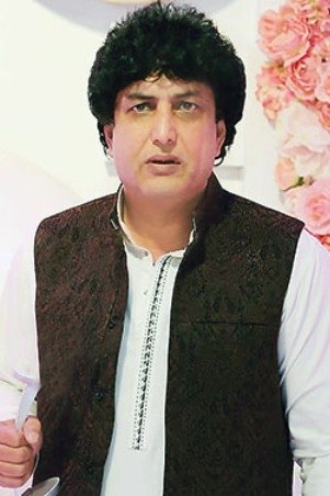 Фото  (Khalil-ur-Rehman Qamar)