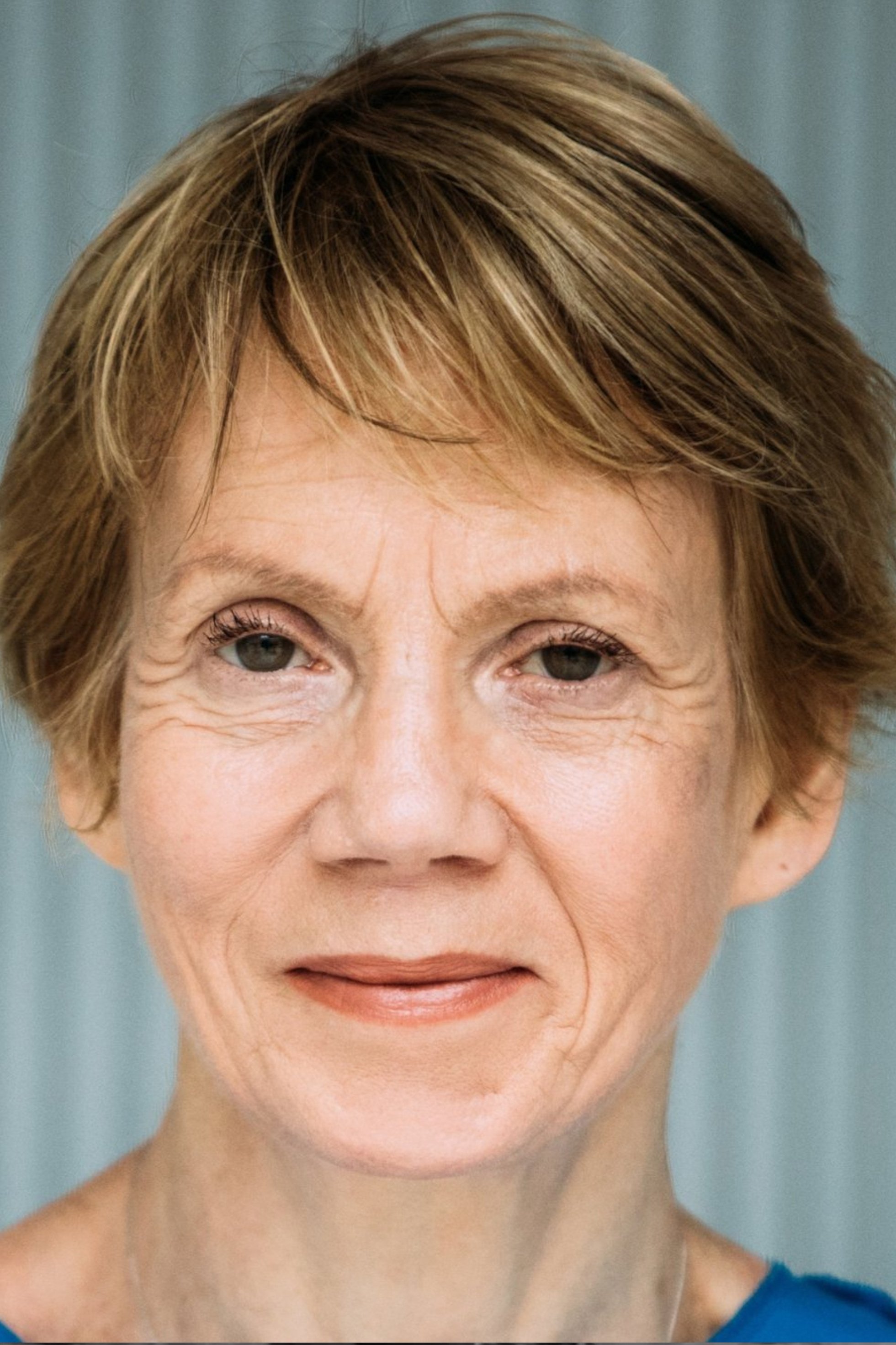 Фото  (Sheila Hayman)