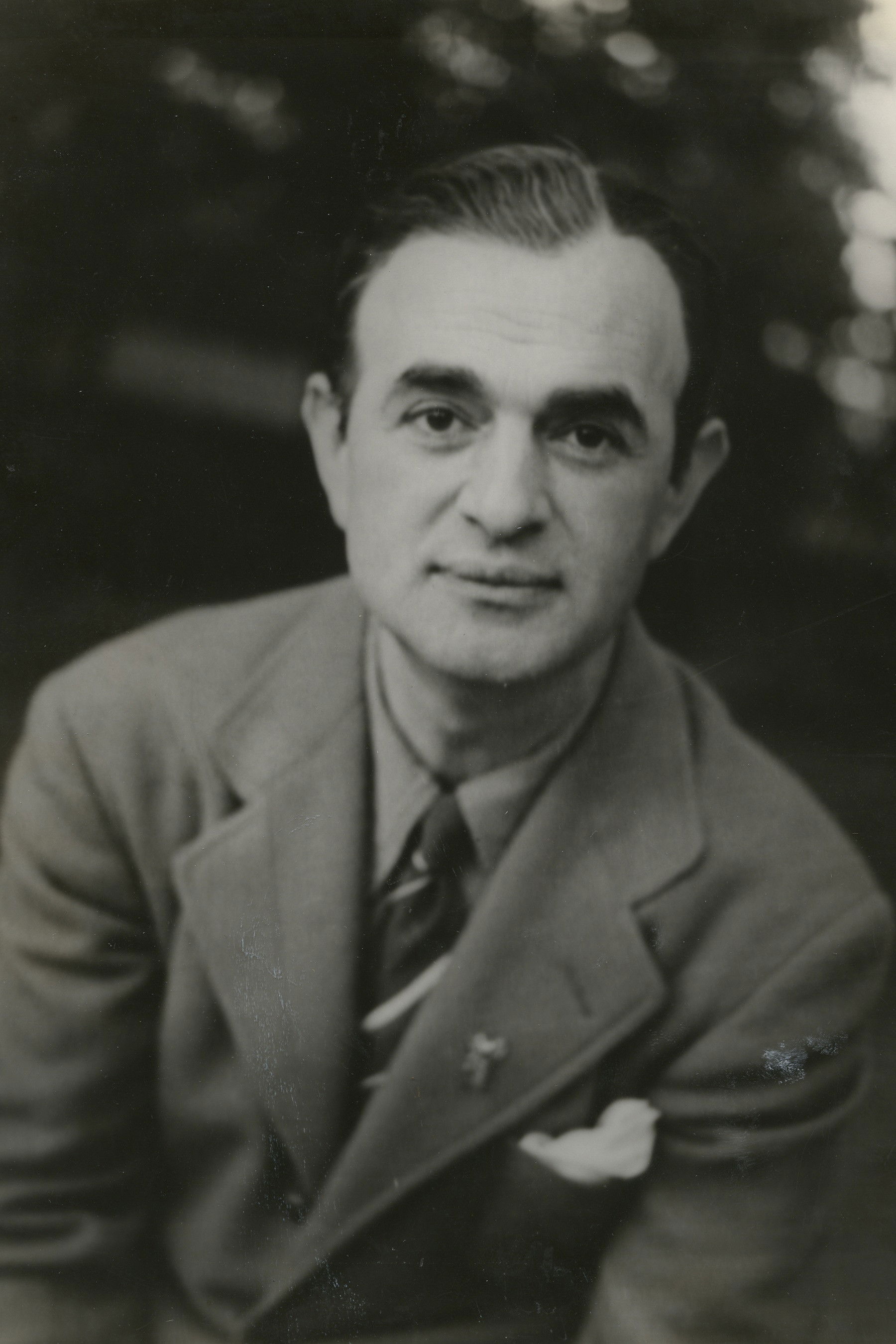 Фото  (Max Liebman)