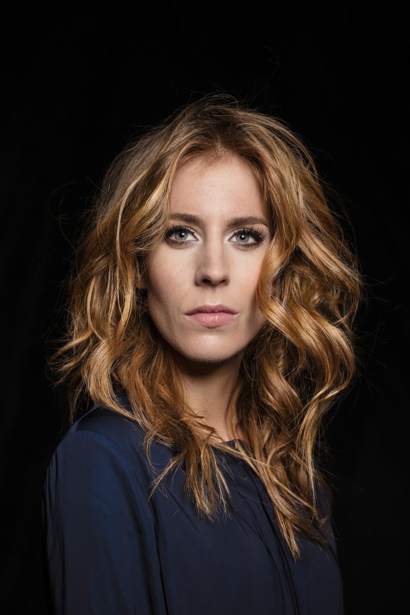 Фото  (Elske DeWall)