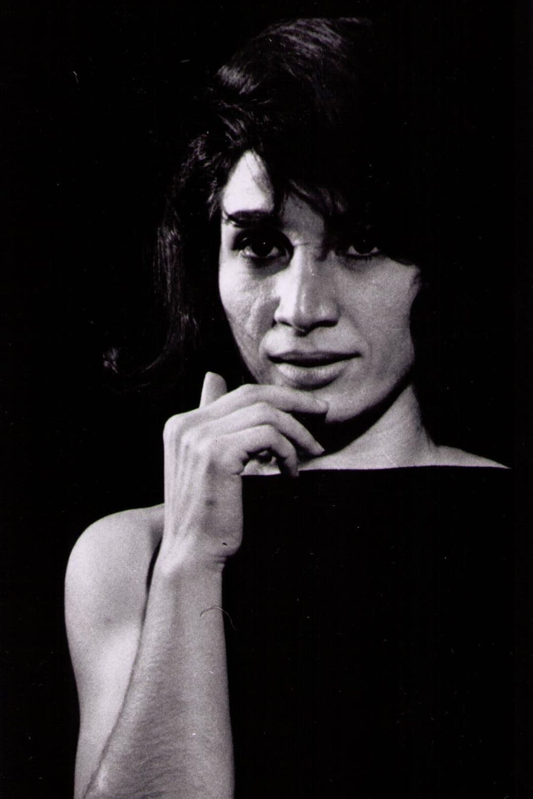 Фото  (Forugh Farrokhzad)