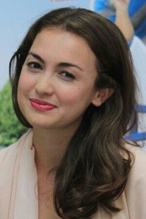 Фото  (Rianti Cartwright)