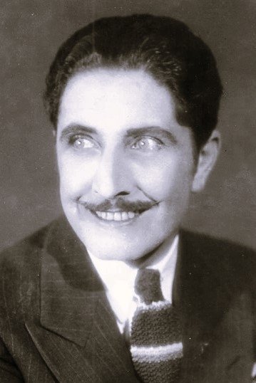 Фото  (Roy D'Arcy)